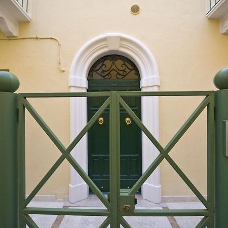 Vico Amato Residenza Apartment Сулмона Екстериор снимка